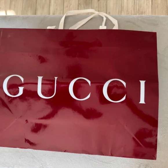 Gucci Box with Shopping Bag - Picture 5 of 10
